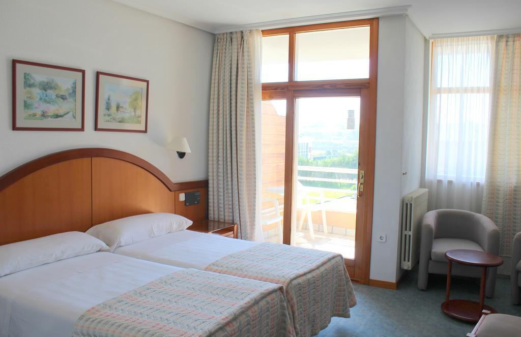 Residencia Miramar Hotell San Vicente De La Barquera Rom bilde