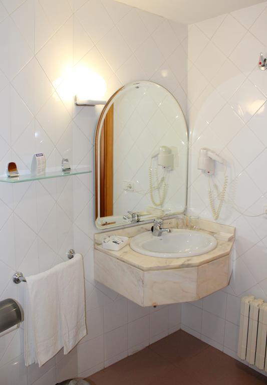 Residencia Miramar Hotell San Vicente De La Barquera Rom bilde