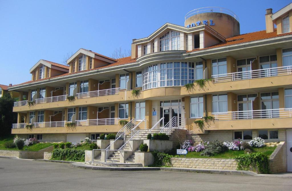 Residencia Miramar Hotell San Vicente De La Barquera Eksteriør bilde